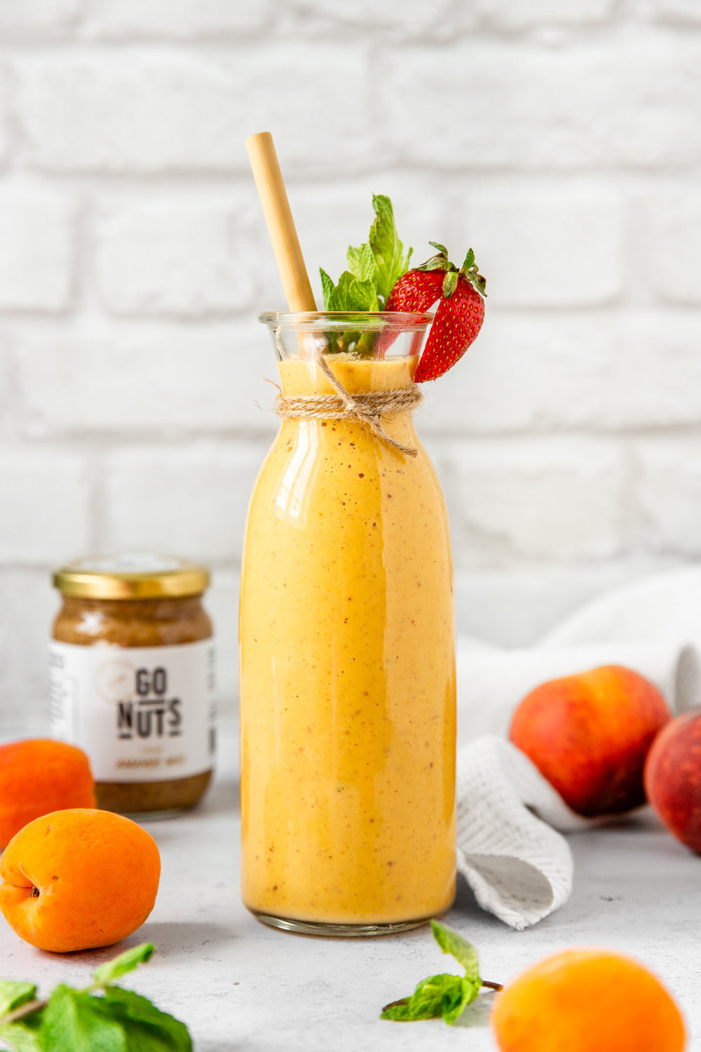 Smoothie d’été à l’abricot, pêche & melon