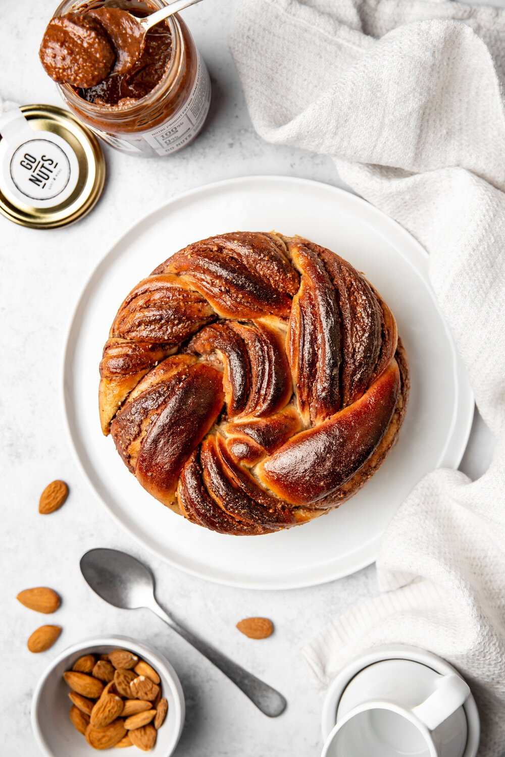 Babka à la pâte à tartiner amande choco coco