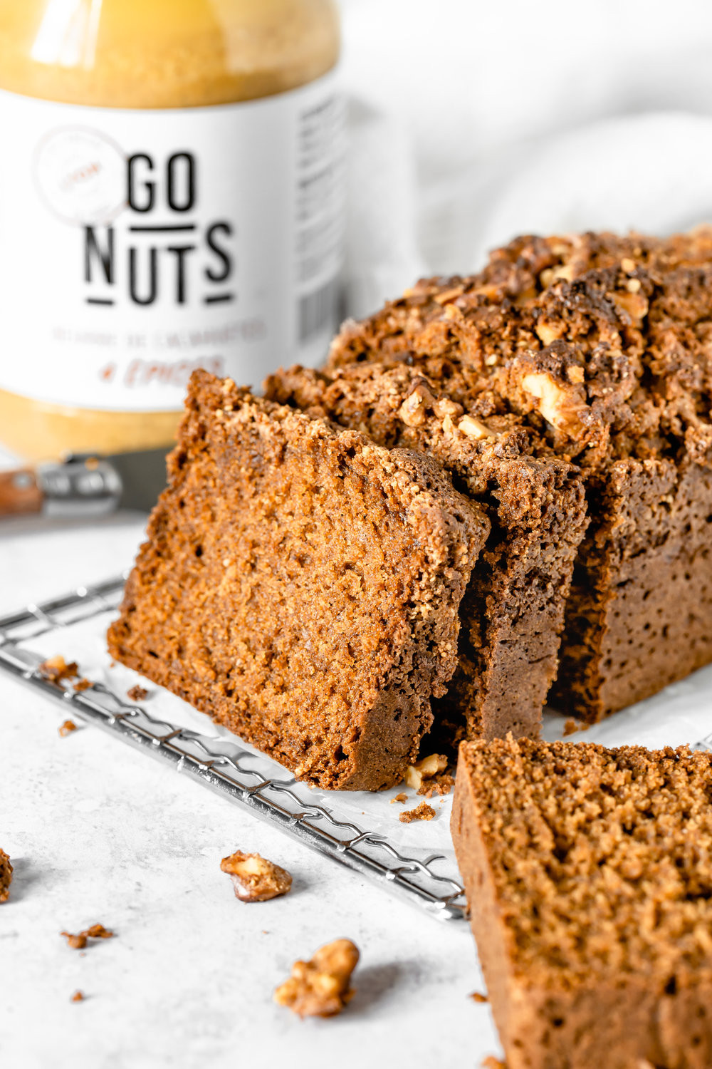 Gâteau d’automne à la citrouille & beurre de cacahuète 4 épices