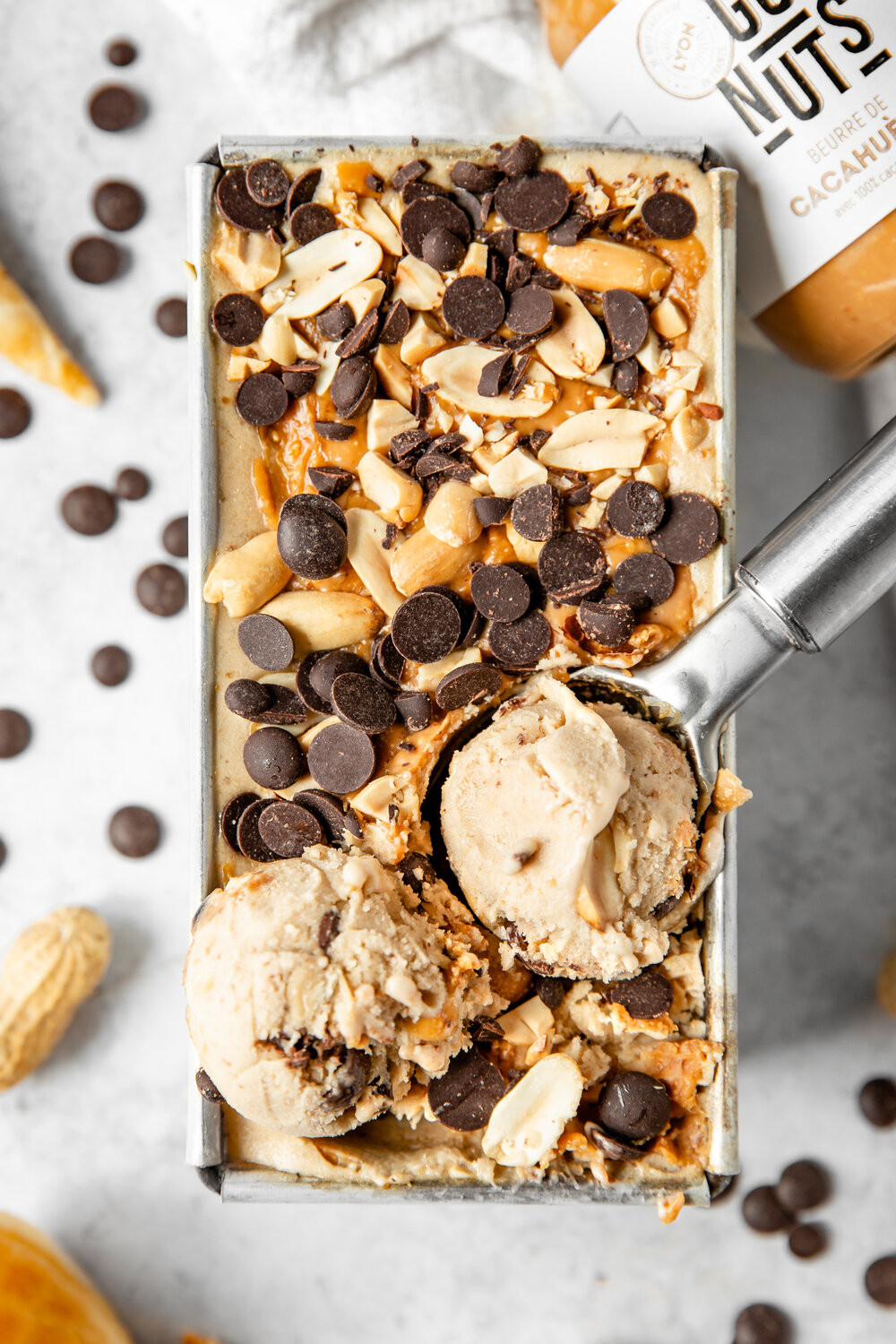 Nicecream au beurre de cacahuètes & pépites de chocolat
