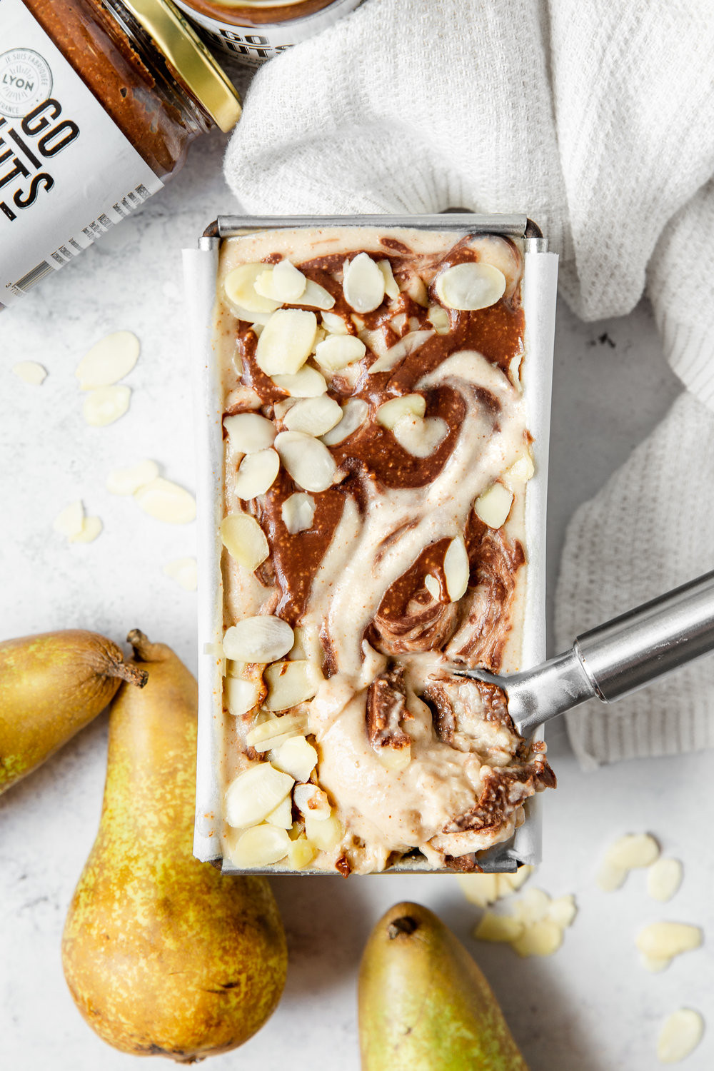 Sorbet poire Belle Hélène maison & tourbillon choco-noisettes